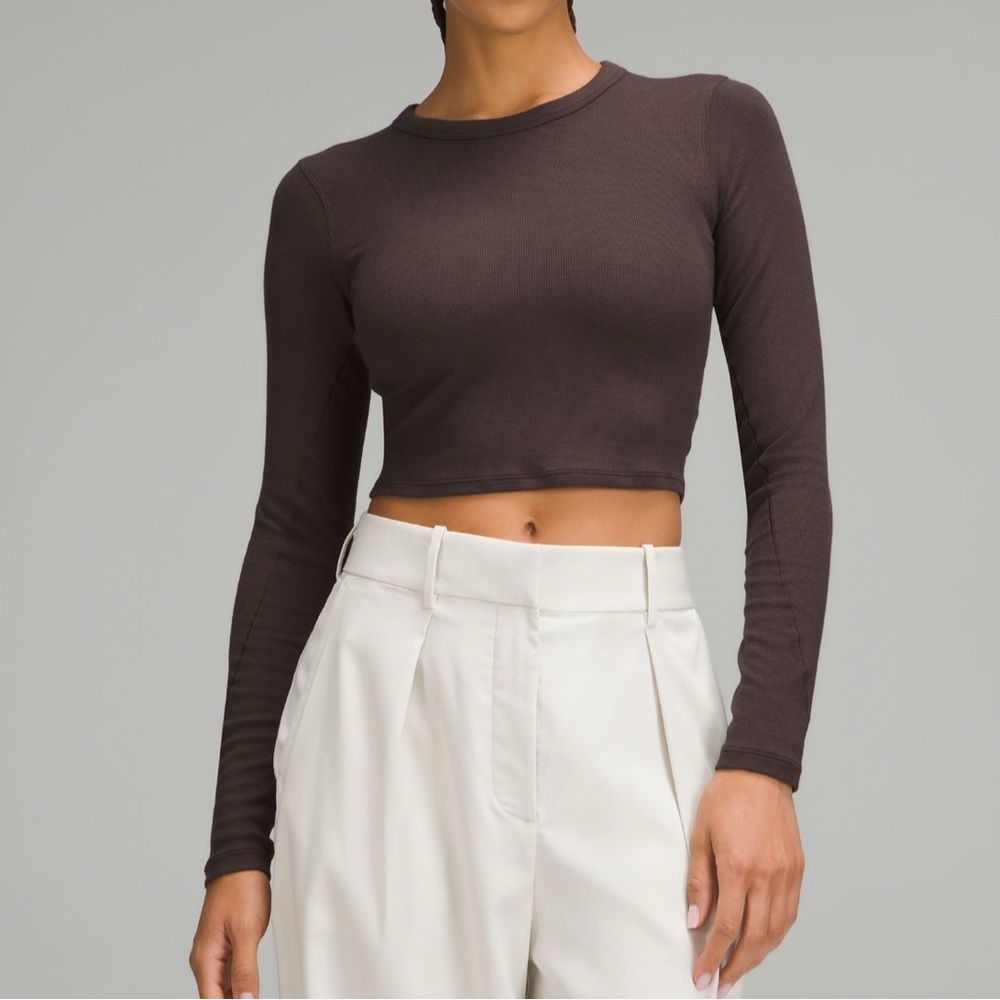 EUC LULULEMON HOLD TIGHT STRAIGHT-HEM CROPPED LONG SLEEVE SHIRT